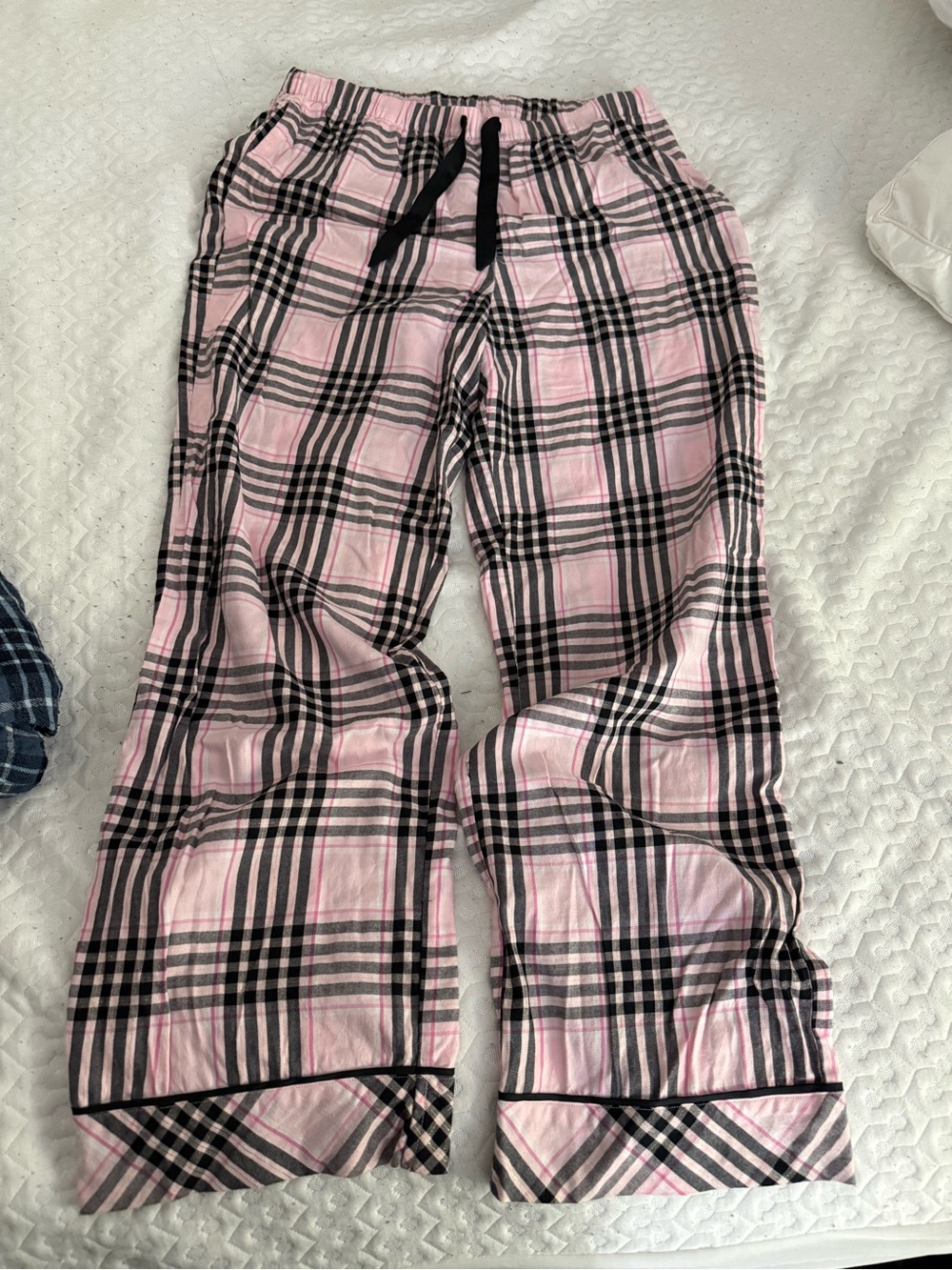 Victoria's Secret Pink and Black Plaid Pajama Pants